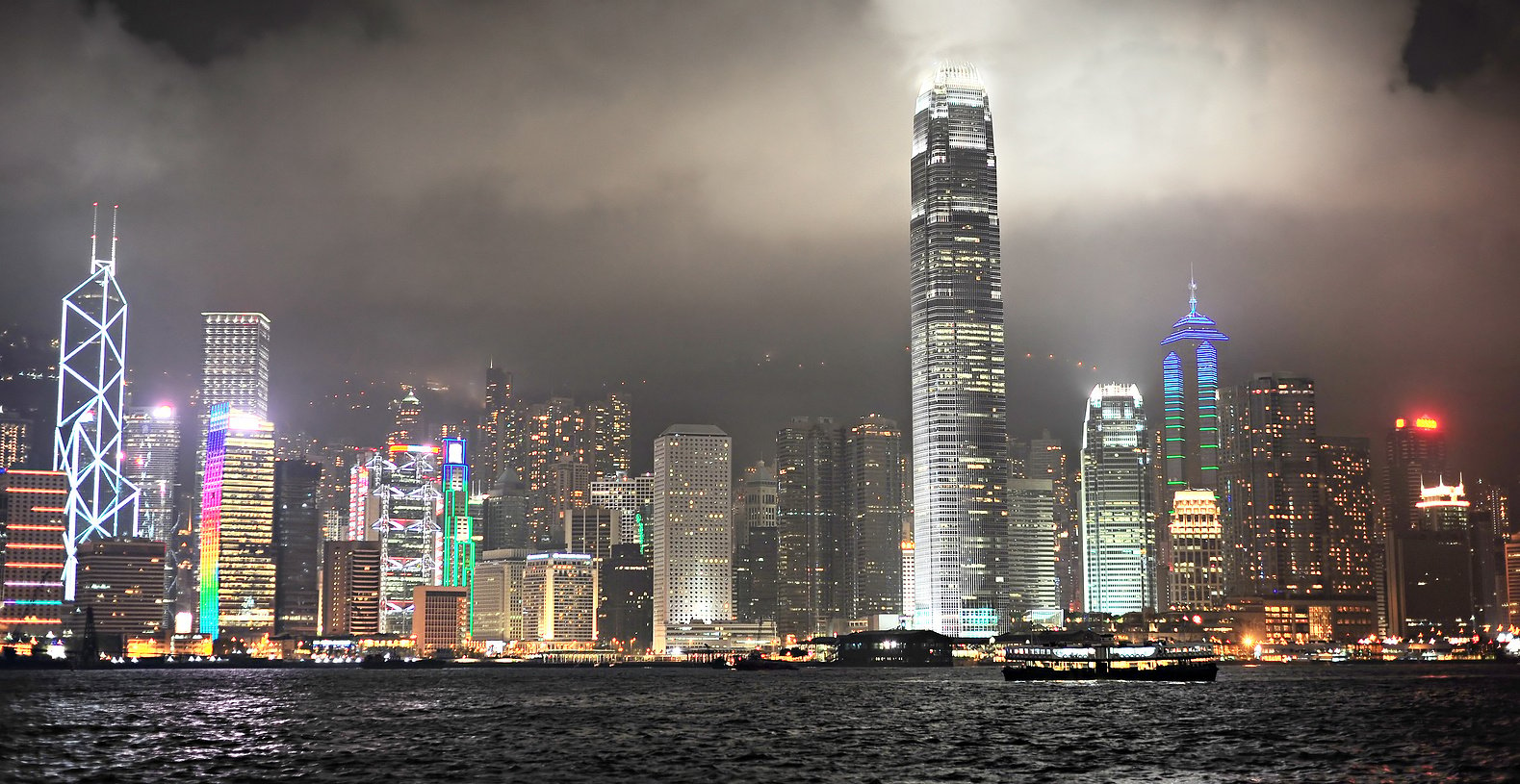 hong kong at night