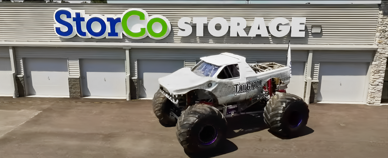 StorCo Monster Truck